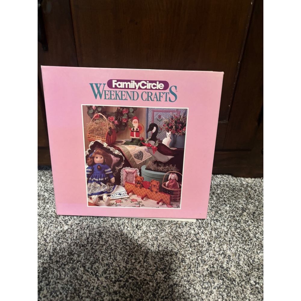 Family Circle Weekend Crafts Vintage Binder Patterns Charts Newfield Pubs